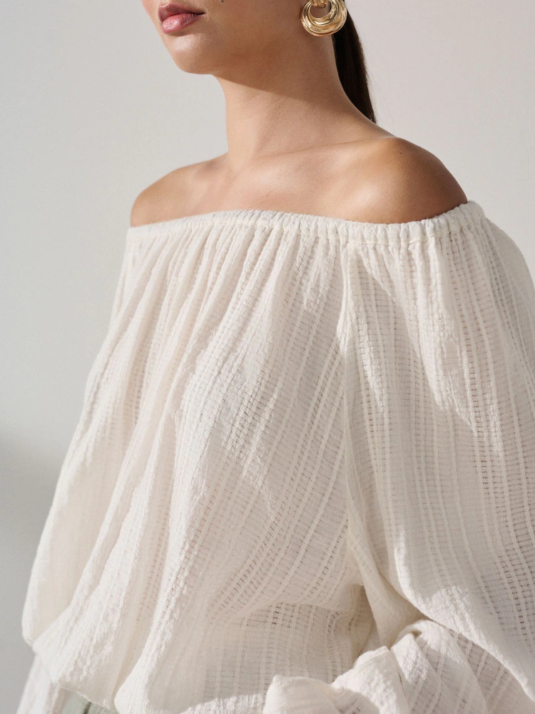Women's Off Shoulder Tops 02