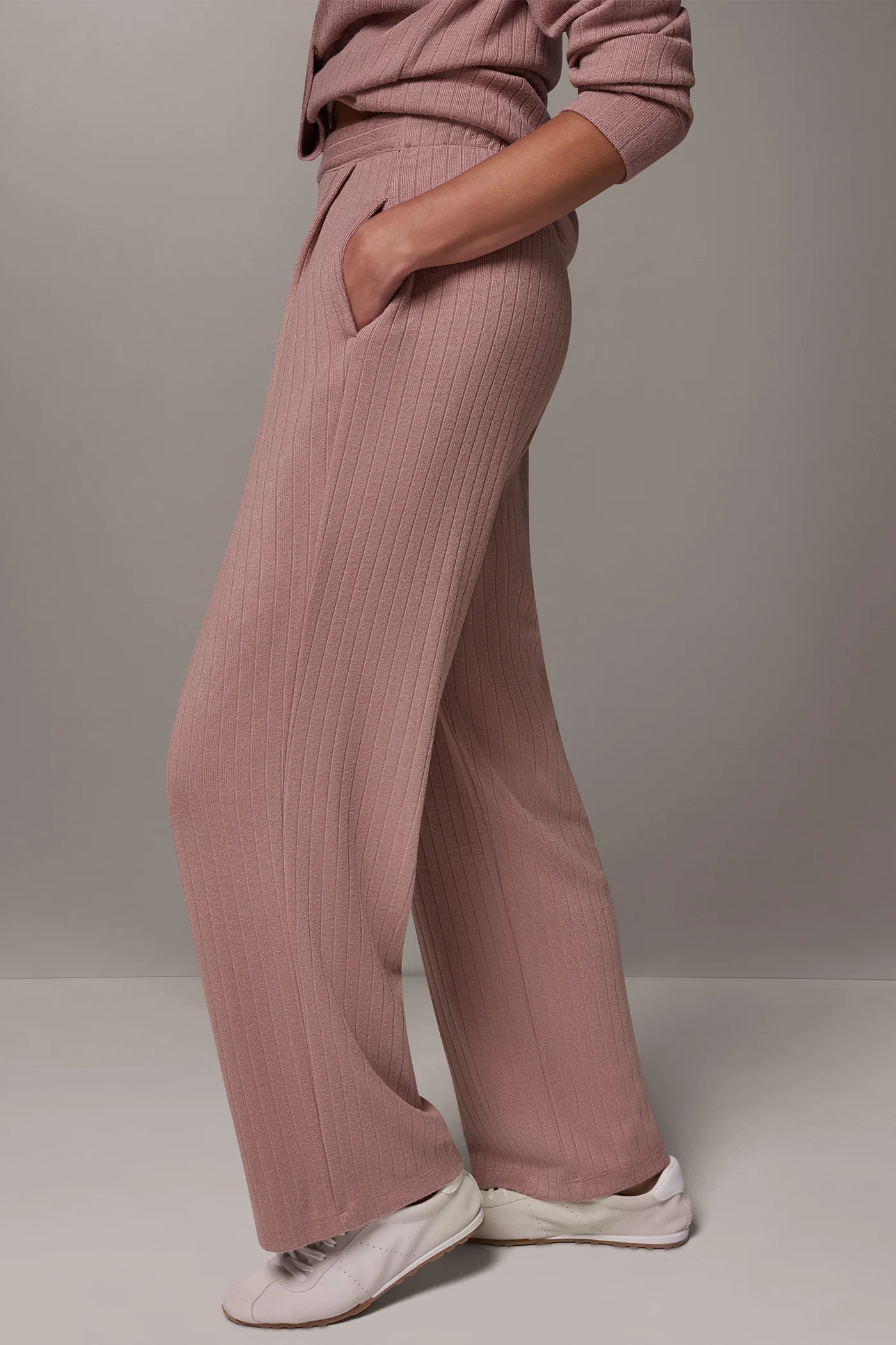 Dusty rose ribbed wide leg pants with front pleats and side pockets